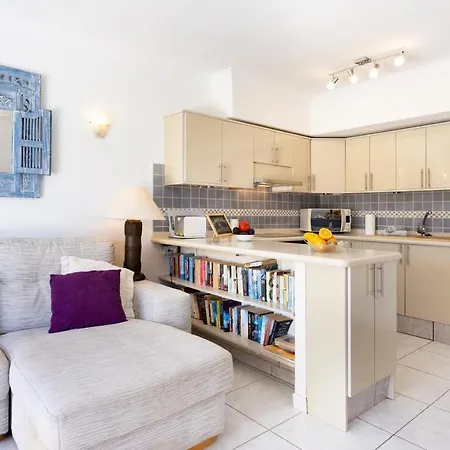 Apartament Luxury Seaside Retreat