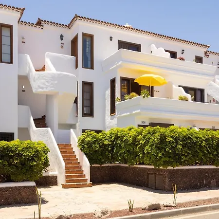 Luxury Seaside Retreat