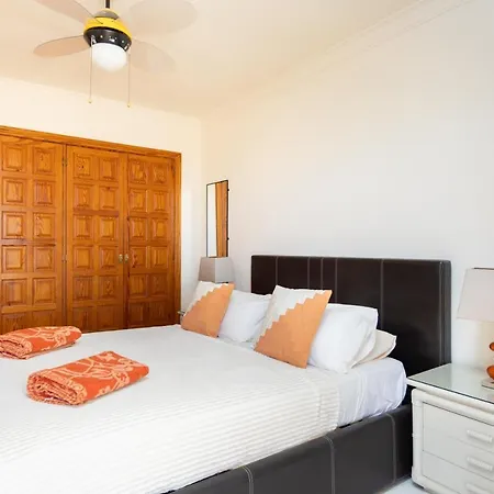 Luxury Seaside Retreat